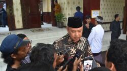 Tri Adhianto Siapkan Mekanisme Pengambilan Ijazah yang Ditahan Sekolah